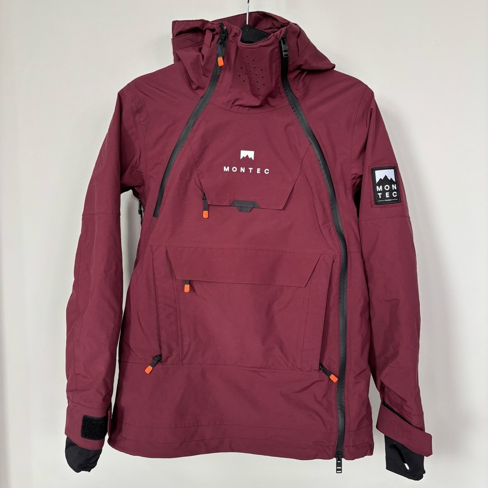 Montec Women's maroon ski jacket